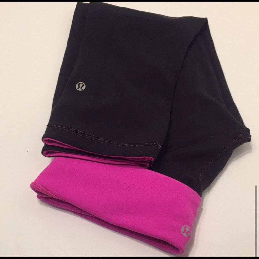 LuLu Lemon Fuchsia/Black Double Sided Leggings.